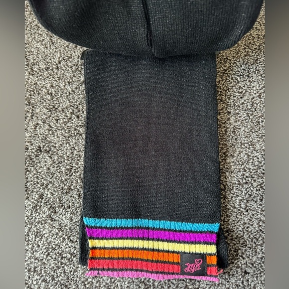 JoJo Siwa scarf,hat,glove set, NEW - Picture 4 of 4